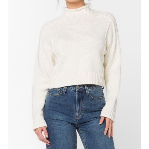 Velvet Heart NWT Goodwin Mock-Neck Sweater in L - Picture 1 of 6